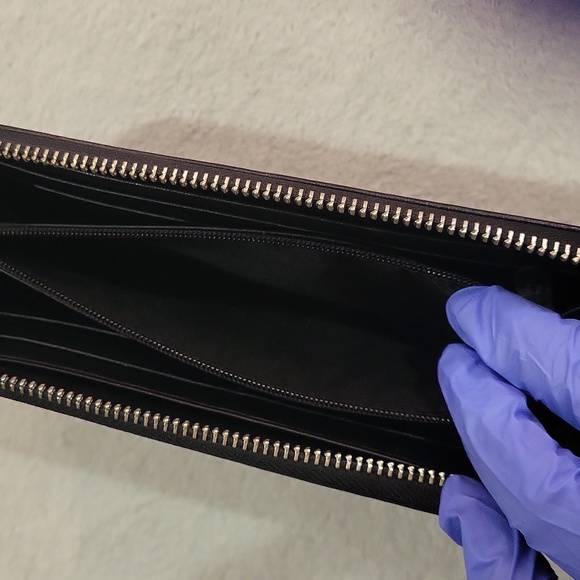 Coach Wallet 🖤 - Picture 14 of 17